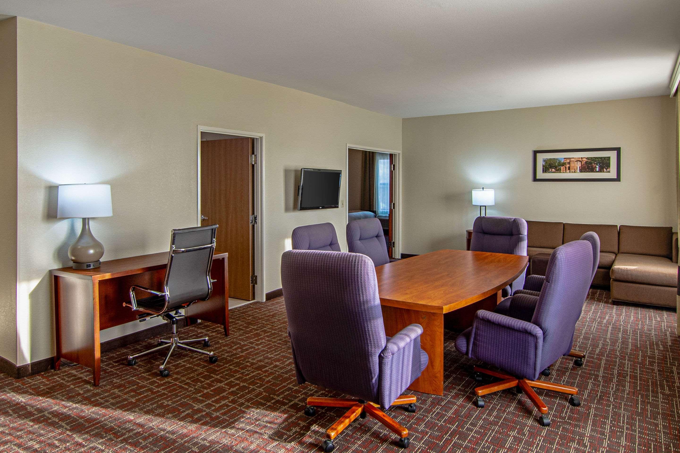 Comfort Suites Nw Dallas Near Love Field Kültér fotó